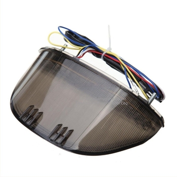 Motorkerékpár hátsó lámpa, modell WDS, 12V, ABS ház és PC lencse, kompatibil Honda CBR1000 04-07