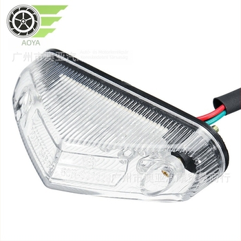 AY LED motorkerékpár féklámpa, ABS, 12V, 3-szögű lámpatakaró, hátsó világítás motorkerékpárokhoz és robogókhoz