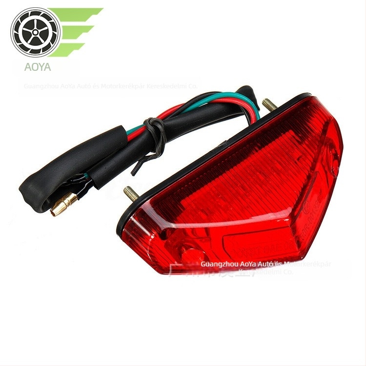 AY LED motorkerékpár féklámpa, ABS, 12V, 3-szögű lámpatakaró, hátsó világítás motorkerékpárokhoz és robogókhoz