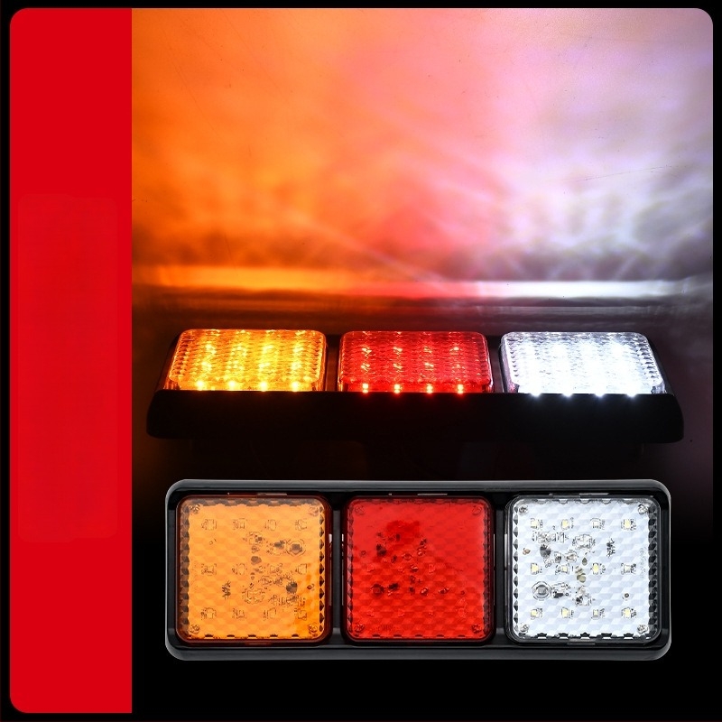 LED hátsó lámpa utánfutókhoz, három lámpa hátul, 12–24V, 3500 lm, fényforrás LED