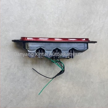 Xintai Magas féklámpa Mitsubishi L200 KB4T KA4T 8334A059 - Műanyag