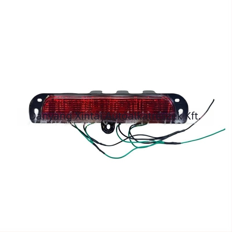 Xintai Magas féklámpa Mitsubishi L200 KB4T KA4T 8334A059 - Műanyag