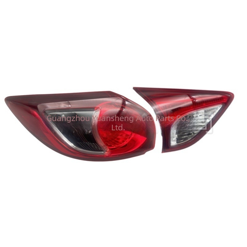 Mazda CX-5 2013-2016 hátsó lámpa - félkész, CX-5-höz, féklámpa és indexlámpa