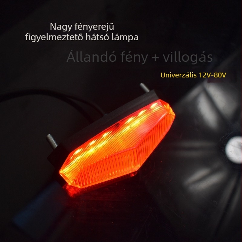 LED hátsó lámpa elektromos járművekhez, 12V–80V, 5W, fékezésnél villogó fény