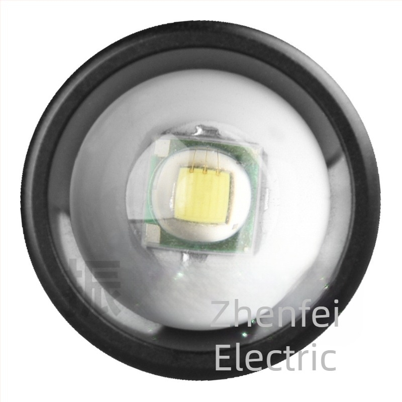 Alumíniumötvözetből készült LED elemlámpa, mágneses, 10W, 360° forgás, kézi tekerővel működik, többfunkciós, töltővel együtt