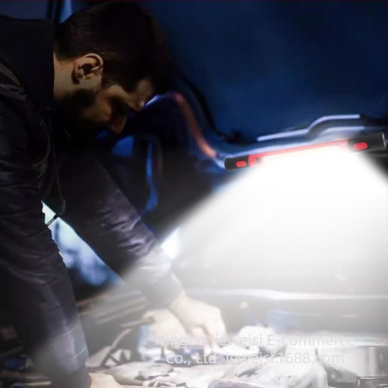 Wolf WS-28 Vezeték nélküli COB munkalámpa mágneses behajtható kampóval, 800 lm, IP55, 5V