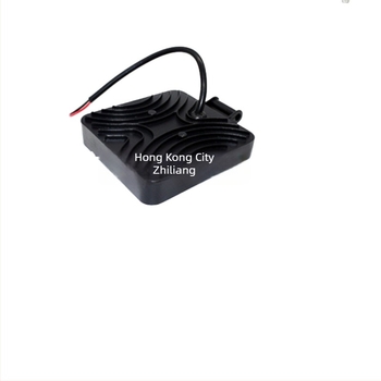 Négyzet alakú LED autó elsőfényszóró, modell Zc-126w, 126W, 10-60V, 6720 lm, 50 000 óra