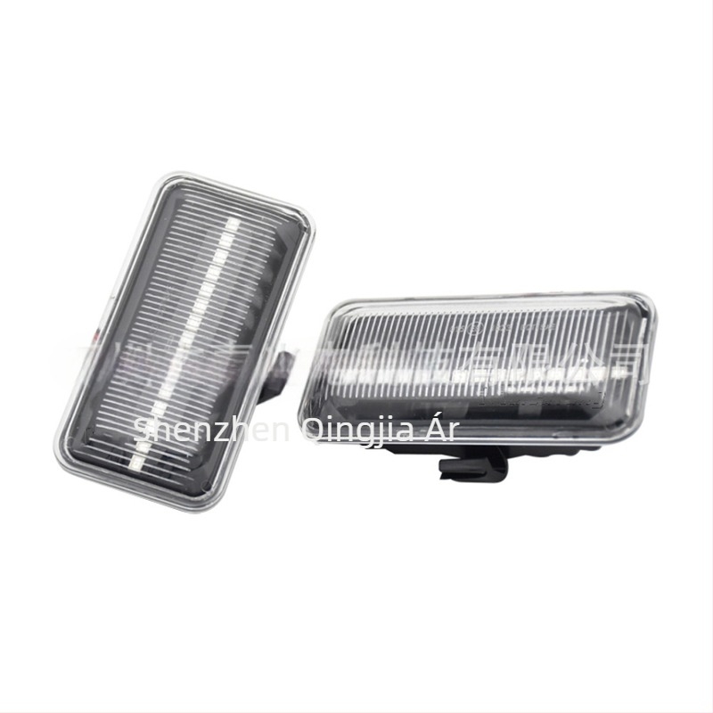LED oldalsó lámpa Jetta A2/A3 és VW Golf 3 Varianthoz – ABS+LED, 12V, 3W, 6500K, élettartam 50 000 óra