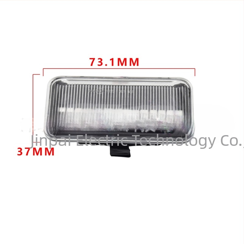 LED oldalsó lámpa Jetta A2/A3 és VW Golf 3 Varianthoz – ABS+LED, 12V, 3W, 6500K, élettartam 50 000 óra