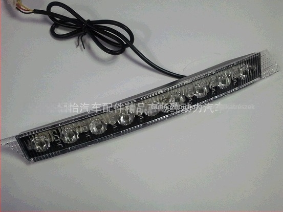 LED nappali menetfény, 9 LED, 12V, 0.5A, Modell K9, Univerzális kompatibilitás