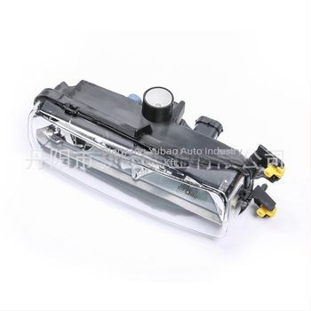 Range Rover Sporthoz készült ködlámpák LED nappali menetfénnyel — modell számok LR033407/LR033406; kiegészítő számok LR033407/LR033406; testreszabás elérhető.