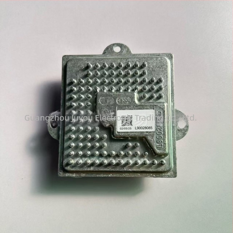 L90028085 Maserati Quattroporte 2014-2017 DRL meghajtó – alumíniumötvözet, LED, 12V, 35W