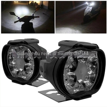 Motorkerékpár LED spotlámpa — 6 LED-es külső fényszóró, 12V, 18W, 800LM, IP65, anyag: műanyag + vas tartó, modell 005