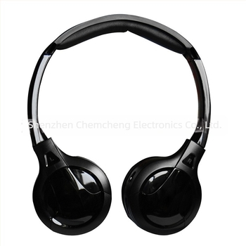 Kétcsatornás vezeték nélküli infravörös autós headset — univerzális kompatibilitás, modell CMC-300D, súly 0.15 kg, teljesítmény 5