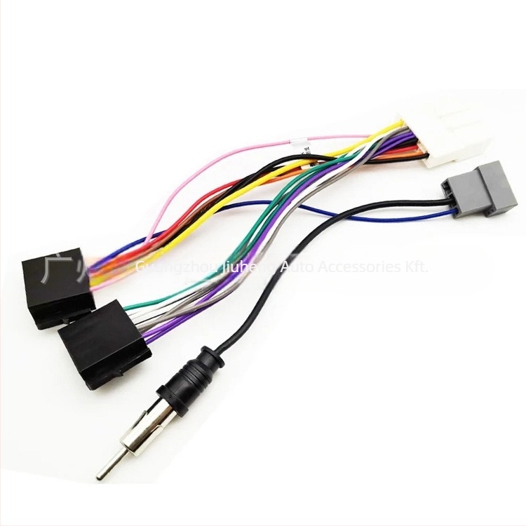 Android autós navigációs tápláló kábel és antenna Nissan járművekhez (12V, műanyag + fém, ISO csatlakozó, Nissan-kompatibilis, nagy kijelzős egységekhez)