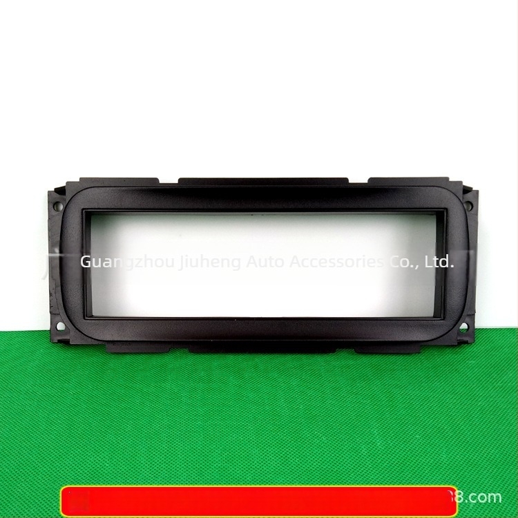 Plasztikus autóhifi CD-hez frontpanel keret Jeep Grand Cherokee, Wrangler és Dodge — 300 g, Peakness autóalkatrészek