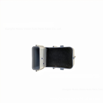 Hátrameneti radar hanggal, Hyundai/Kia kompatibilis, modellek 95720-3v015 / 95720-1r000, 12V tápegység, 4 érzékelő