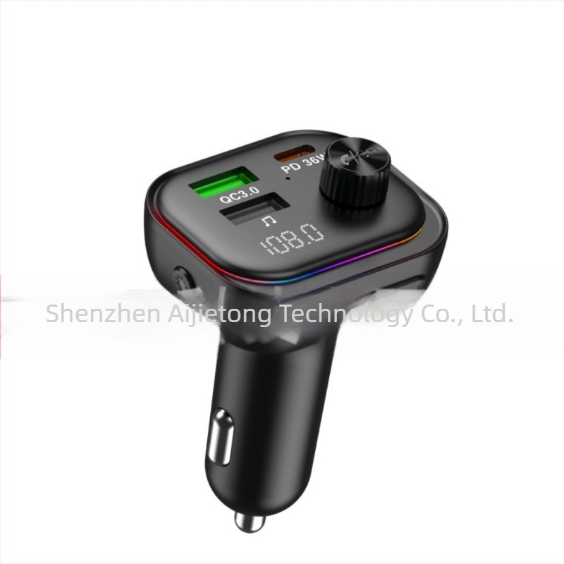 Autós Bluetooth MP3 lejátszó FM átjátszóval és PD 30W QC3.0 gyors töltéssel (Modell T92, Márka Agetunr, 12-24V, QC+PD interfész)