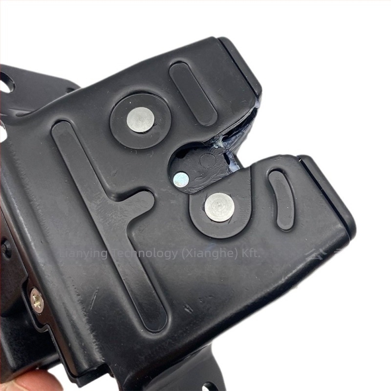 Csomagtartó központi zárási rendszer Hyundai I30 Elantra és Kia Ceed | Anyag: műanyag | Súly: 550 g | Típus: központi zár | Üzemidő: 3-5 év