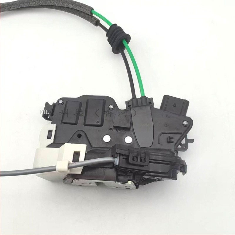 Hyundaihoz szóló központi ajtózár-aktuátor, 81420-2P000 (Részszám 81420-2P000, Centrális zár, Tömeg 770, Üzemidő 3–5 év)