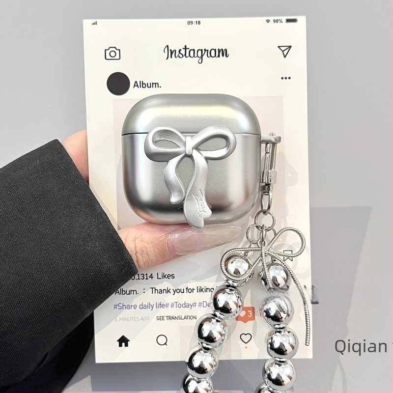 Eloxált ezüst színű masni alakú lánc nyakpánt AirPods 1/2 generációs tokhoz és 3. generációs védőtokhoz