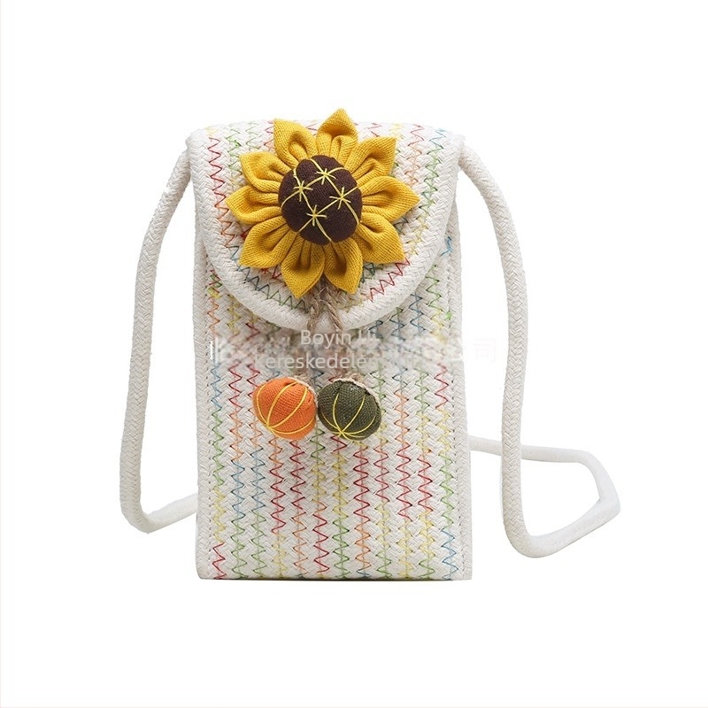 Női pamutból készült virágmintás, szövött crossbody táska, függőleges négyszögletes forma, fedéllel záródó, egy vállpánt