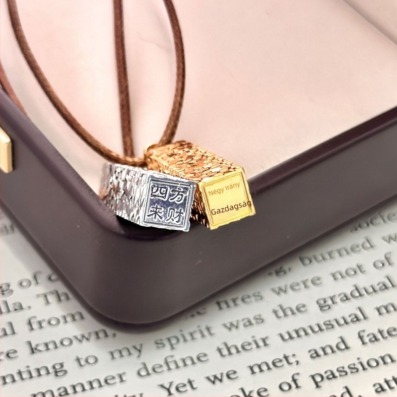 Geometriai formájú réz medálos nyaklánc, fonott lánccal, hossz 41–50 cm, elektroplatírozott bevonat, Old Money stílus