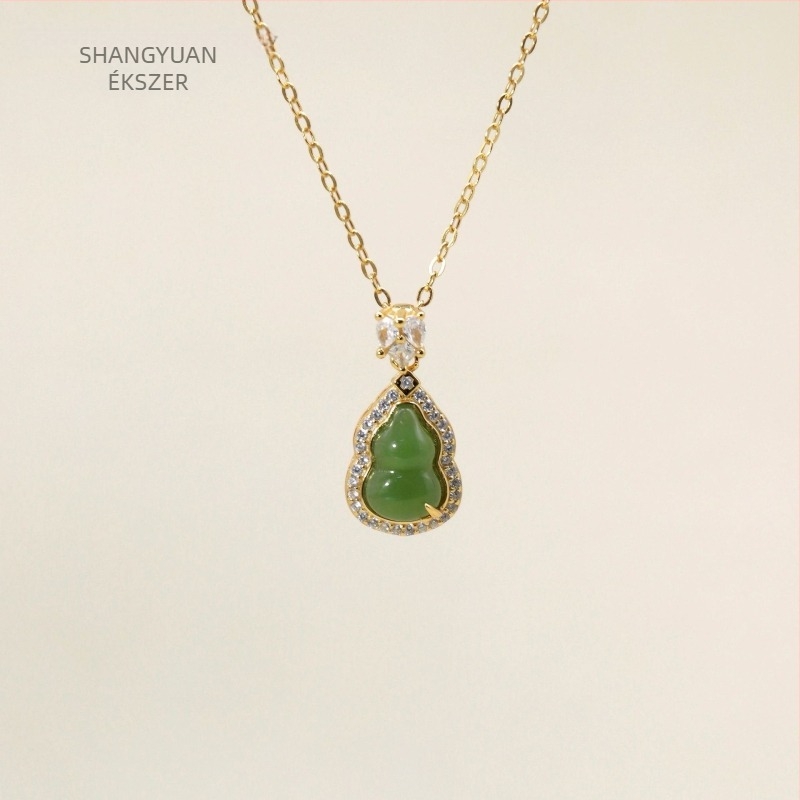 Hetian jade tök alakú medál, 925-ös aranyozott ezüst, új kínai stílusú retro, beillesztett jade, 2024 ősz