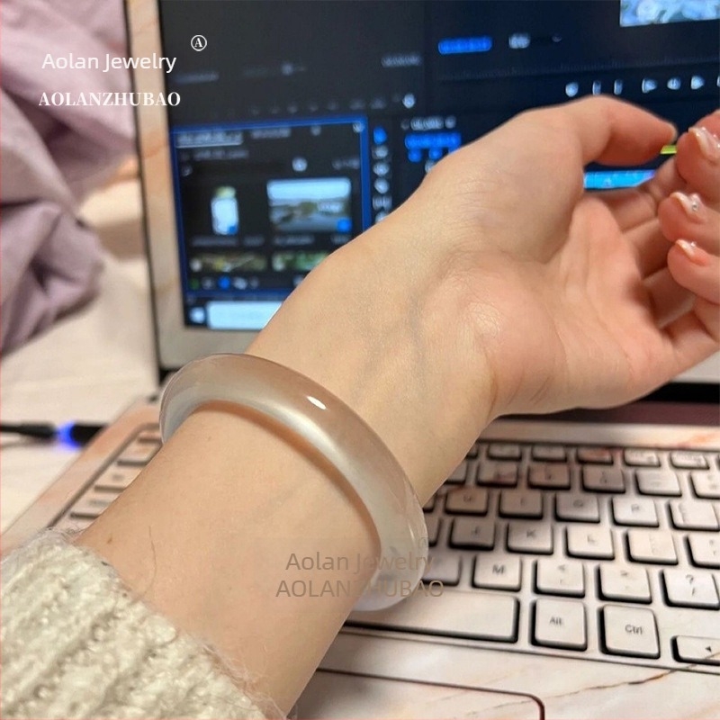 Aolan Jewelry kvarcit Jade karkötő – polírozott, Xinjiang eredetű, 2025 tavasz