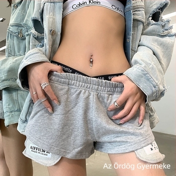 Köldökgyűrű – fém, kézzel készített, 2023 tavaszán