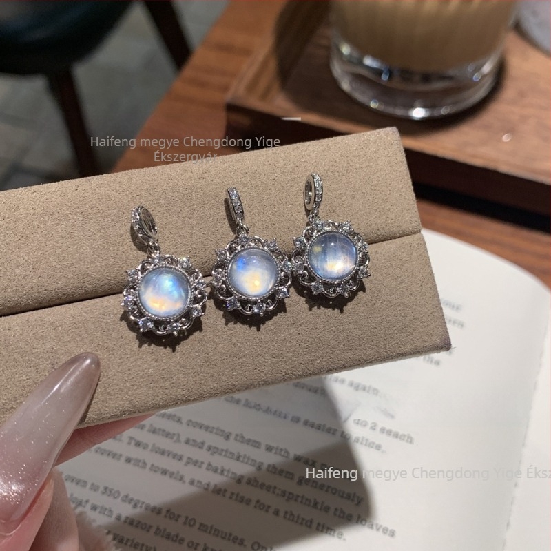 925-ös ezüst nyaklánc jáde betéttel, kör alakú