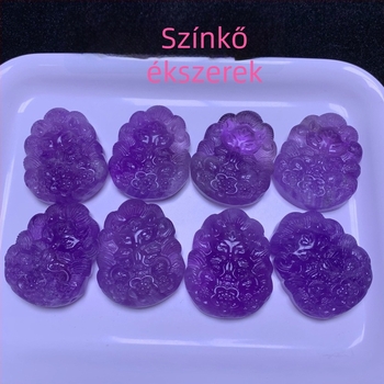 Ametiszt róka medál, gravírozott, eredeti dizájn, nyár 2025 megjelenés