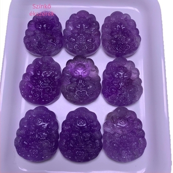 Ametiszt róka medál, gravírozott, eredeti dizájn, nyár 2025 megjelenés