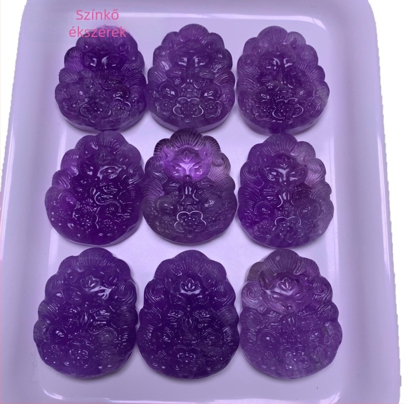 Ametiszt róka medál, gravírozott, eredeti dizájn, nyár 2025 megjelenés