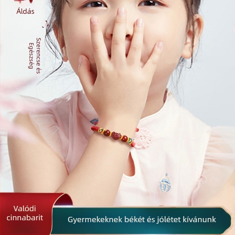 Természetes cinnabar piros zsinóros gyerekeknek készült karkötő védelmet nyújtó amulettel, testreszabható babakarkötő