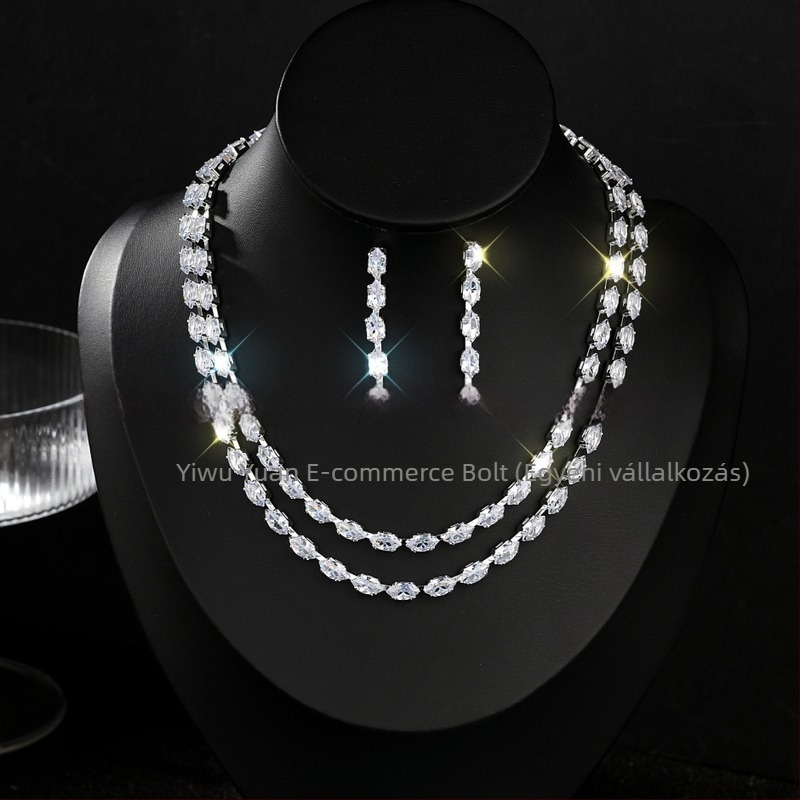 Nyaklánc - Zircon, Rhinestone függő, Geometriai forma, Bambusz lánc, Elektroplatírozás