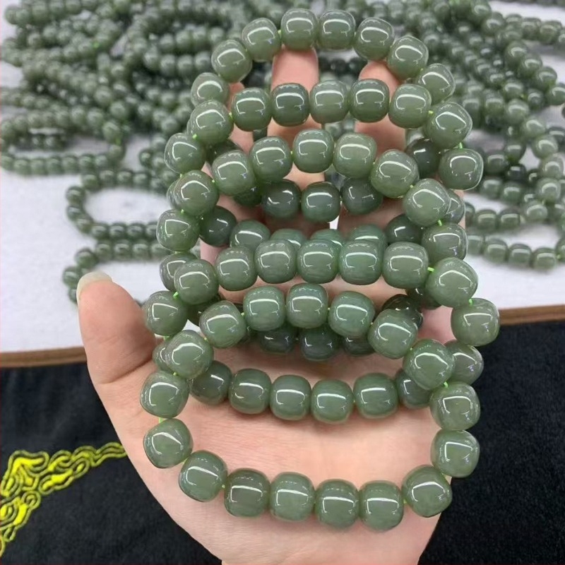 Qinghai-anyagú Hetian jade – régi stílusú gyöngyös karkötő medállal, egyszerű és sokoldalú