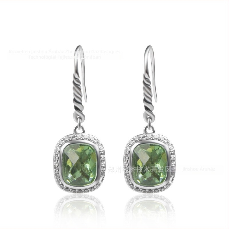 Aranyozott sárgaréz fülbevalók csavart dróttal és mikroinlay-vel, 2023 tavasz, Fashion OL