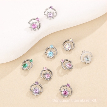 Csillag alakú fülbevaló titánötvözetből, gyémánttal kirakott, uniszex