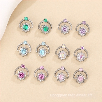 Csillag alakú fülbevaló titánötvözetből, gyémánttal kirakott, uniszex