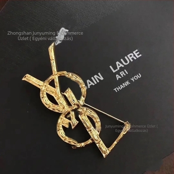 Sárgaréz betűs kitűző, személyre szabott stílus, betűk formájú dizájn, elektroplakolás, 2025 ősz kiadás