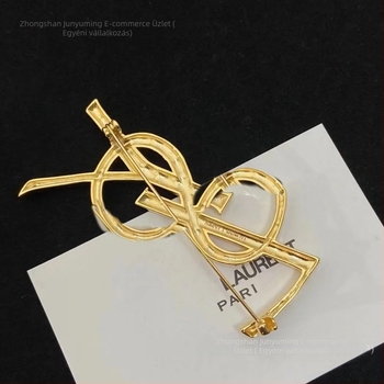 Sárgaréz betűs kitűző, személyre szabott stílus, betűk formájú dizájn, elektroplakolás, 2025 ősz kiadás