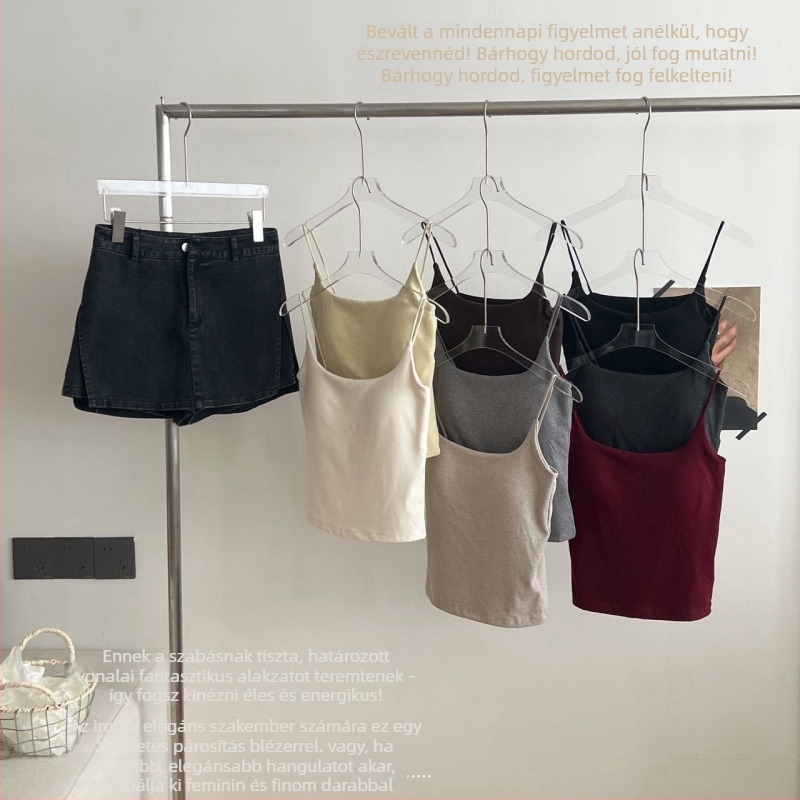 Modal anyagú női top, varrat nélküli egyrészes kialakítás, pántos kivitel, kerek nyakú, ősz-tél