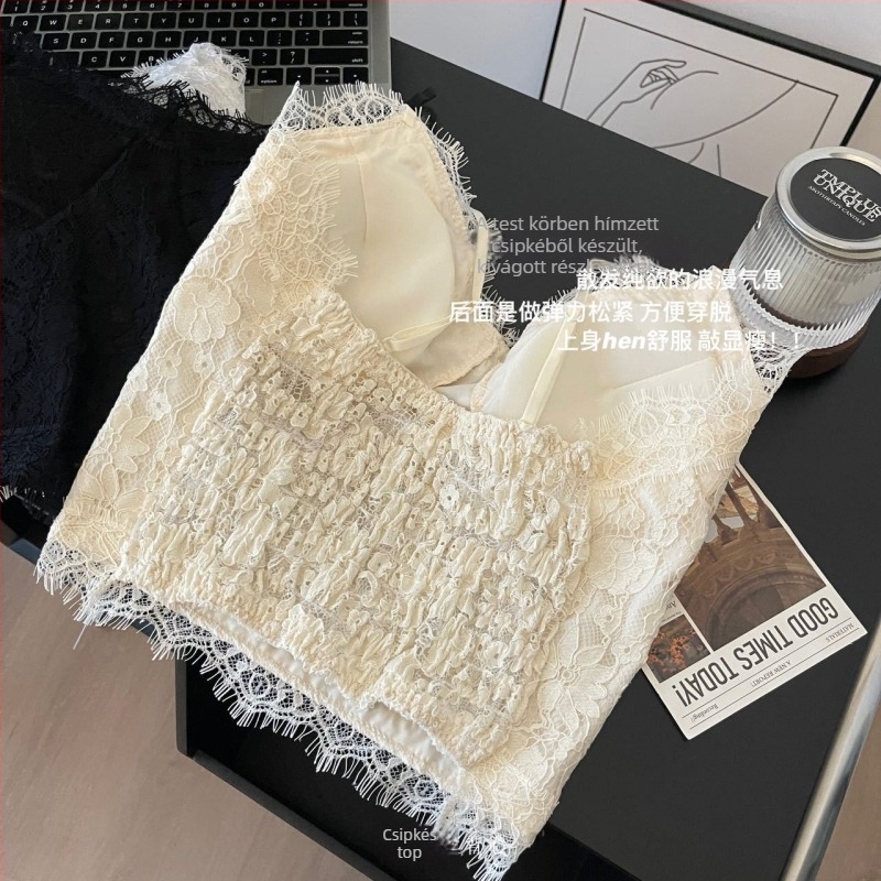 Csipkés kamiszol elválasztható melltartó betéttel, V-nyakú, hímzés