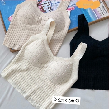Nylon cami, V-nyakú, rögzített kosarakkal, anyag tömege 181–200 g/m², egész éves viselet