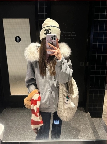 Női kapucnis kardigán, laza szabás, poliészter, cipzár, normál hossz