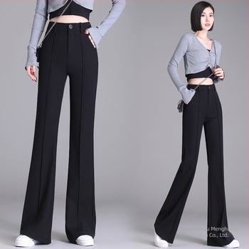 Női fekete nadrág fleece-béléssel, vastag anyagú, magas derekú, karcsúsított fazon, enyhén bővülő aljzattal, elasztikus