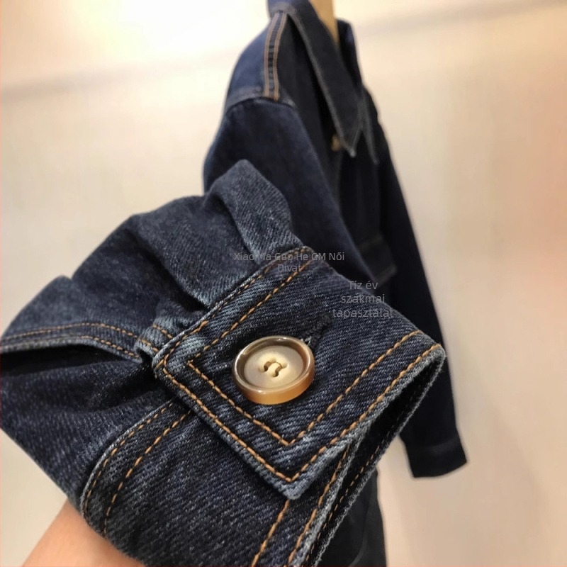 Női denim dzseki laza szabásban, gallérral, hosszú ujjak, hossz 50–65 cm