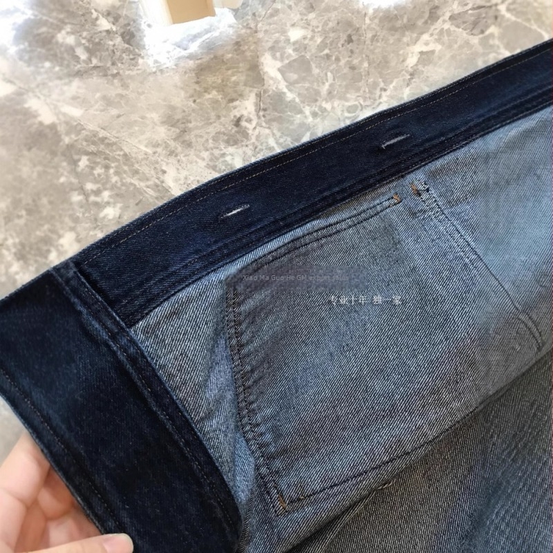 Női denim dzseki laza szabásban, gallérral, hosszú ujjak, hossz 50–65 cm