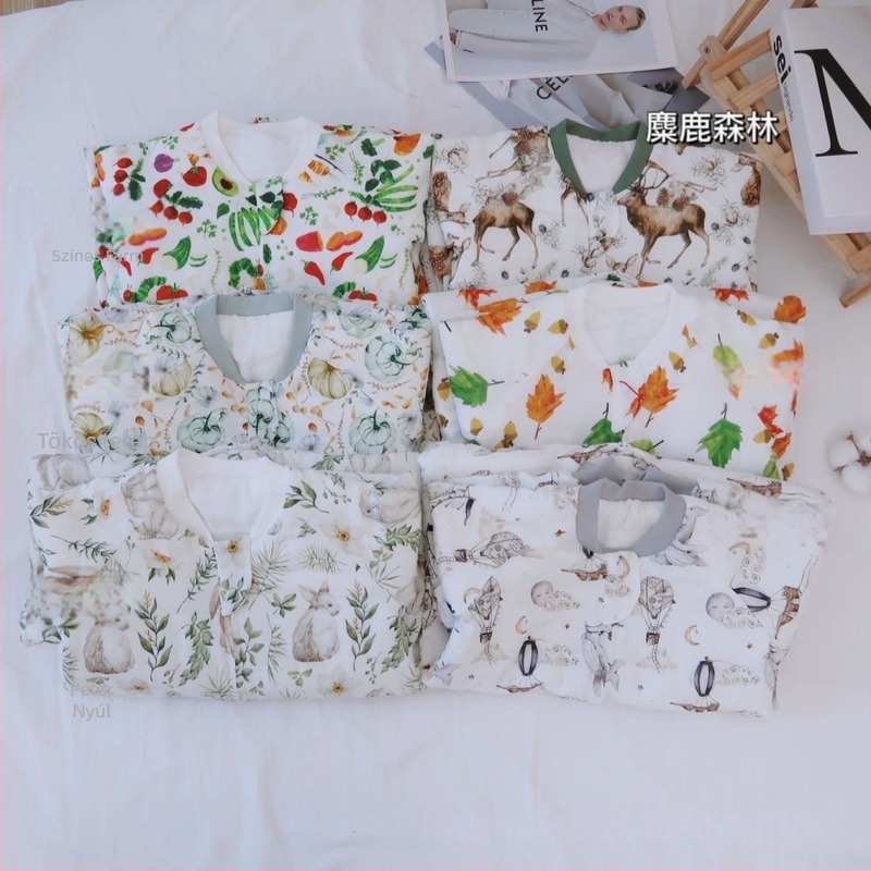 Téli babaszoba alvózsák bambuszrostból, vékony quilt töltettel, osztott lábakkal, ütésmegelőző kialakítás